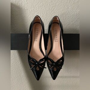 Journee Collection Lutana Kitten Heel Flat Size 6